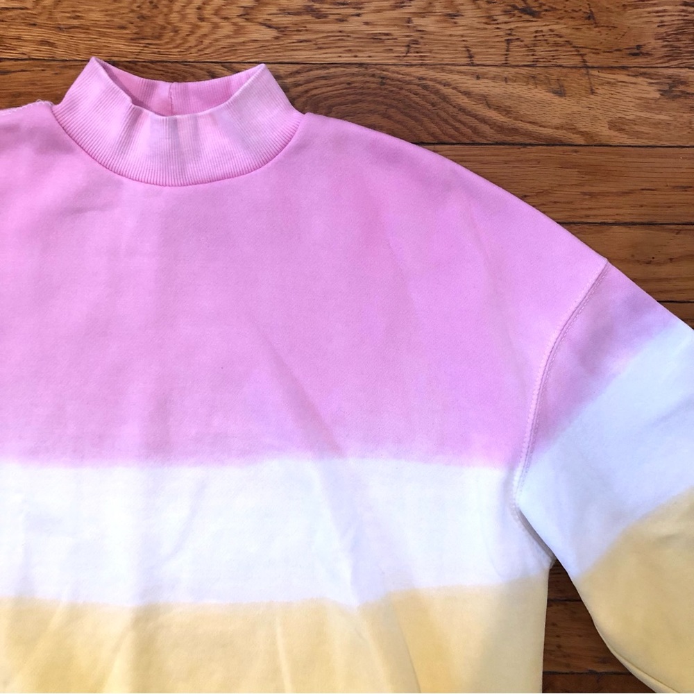 Bershka Sweatshirt